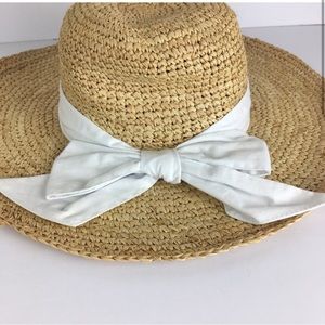 Peter Grimm Wide Brim Floppy Beach Sun Hat with White Bow in Tan